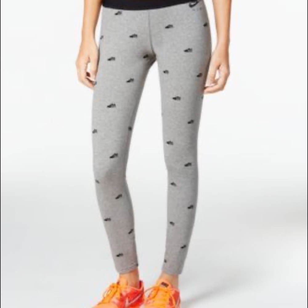 nike Leg-a-see sneaker print leggings